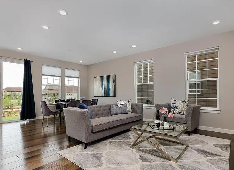 2256 Lombardy St — Photo 3