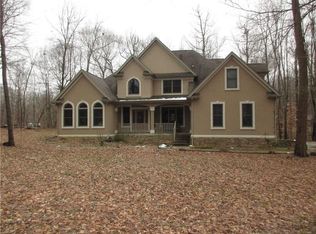 8863 Pine Lake Ct, Elizabethtown, IN 47232