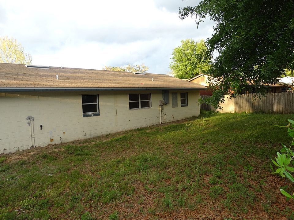 1st image of 16 E Hammon Dr