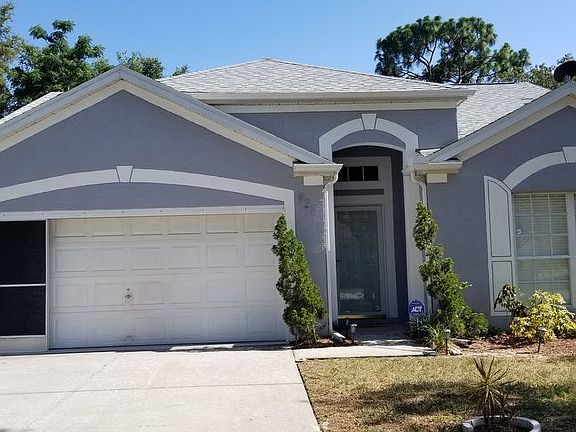 2nd image of 932R Hunter Ln
