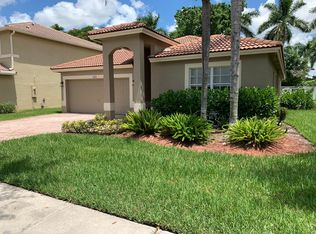 4016 Sapphire Cv, Fort Lauderdale, FL 33331