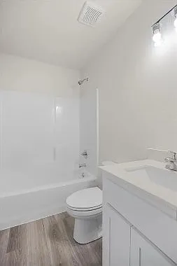 645 N McCart St #645 N MCCART — Photo 13