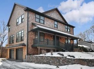 10 Cove Rd, Narragansett, RI 02882