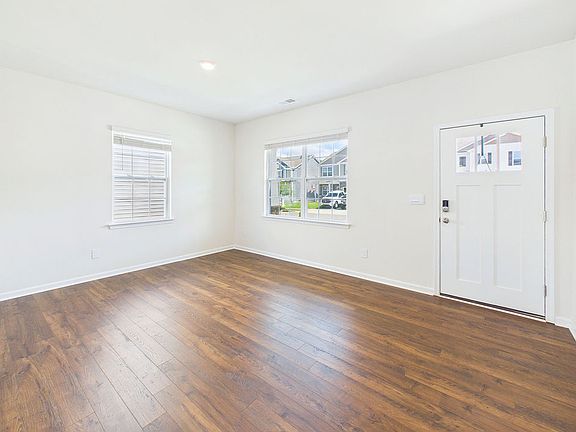 3rd image of 8185 Kennesaw Dr