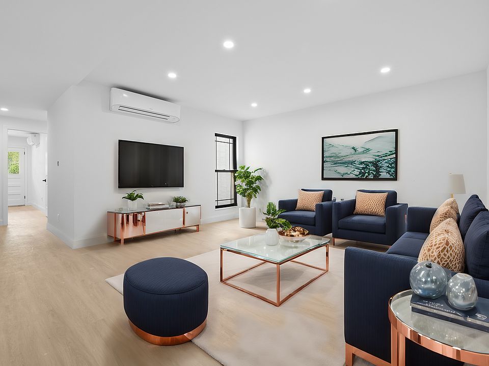 1st image of 20-12 Hazen St #1R