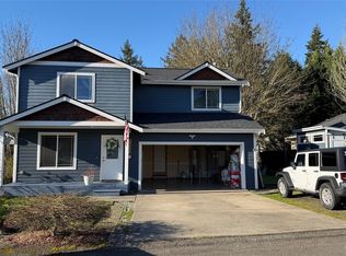 1100 Heron Ridge Ave, Pt Orchard, WA 98366