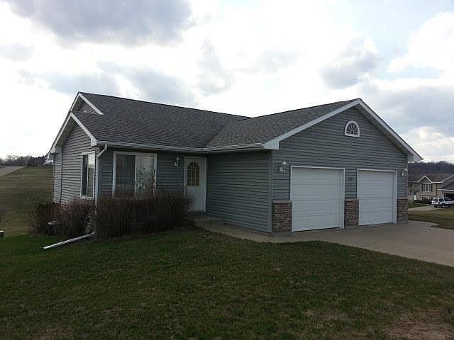 1st image of 605 Darcy Dr