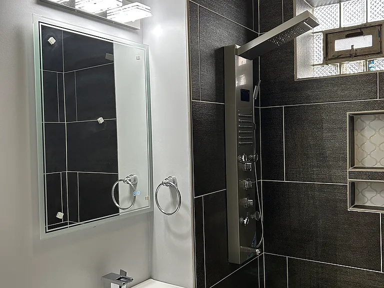 3145 W 42nd St #1F — Photo 10