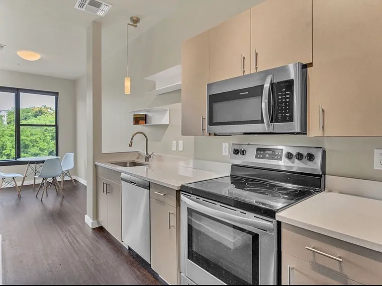 1900 12th Ave S #311 — Photo 4
