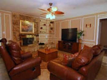 5th image of 2101 Covemeadow Dr