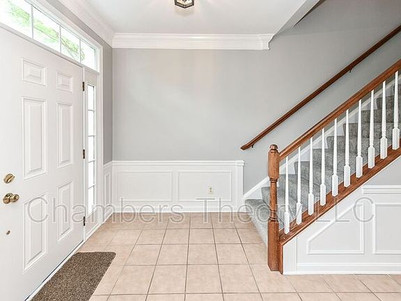 3rd image of 5077 Village Fountain Pl
