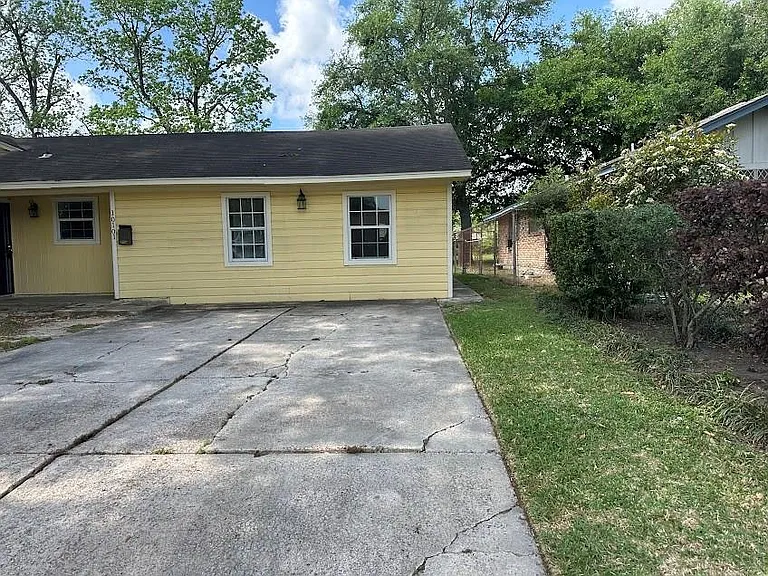 10101 Rebel Rd — Photo 2