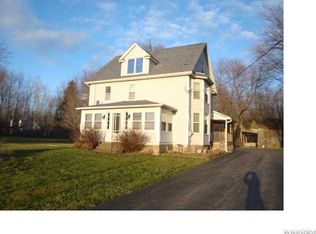 2867 Brown Rd, Newfane, NY 14108