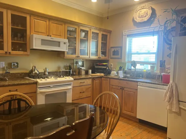 85 Boston Ave #2, Medford, MA 02155