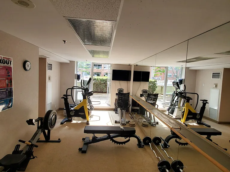 43 Eglinton Ave E #1808 — Photo 18