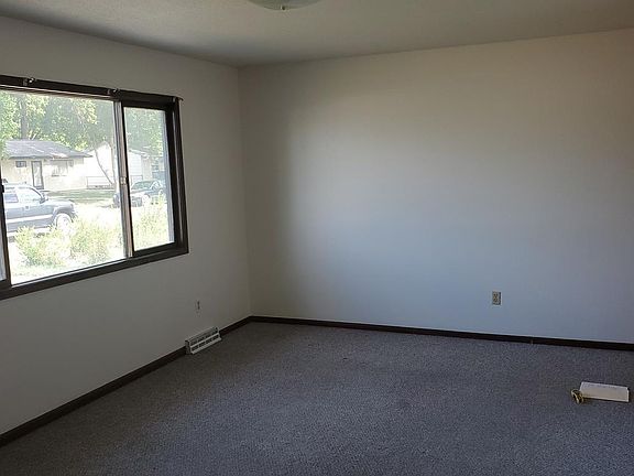5th image of 3309 El Dorado Way