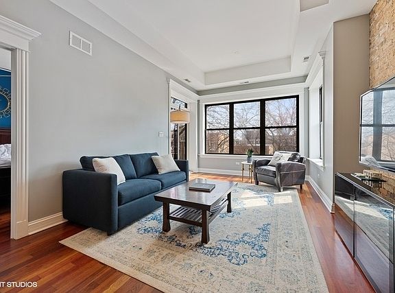 5th image of 5020 N Hermitage Ave APT 3