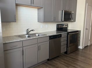 1850 Chestnut Pl APT 430, Denver, CO 80202