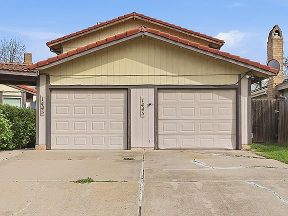 2nd image of 1443-47 San Rocco Cir