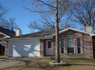 1106 Cardinal Oaks Dr, Mansfield, TX 76063