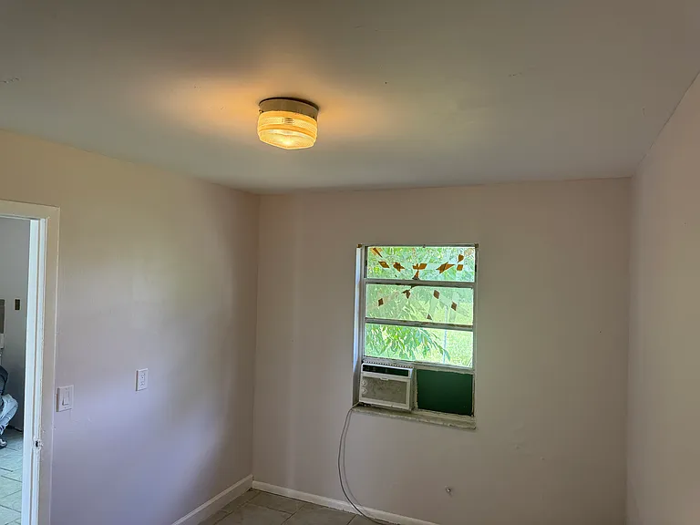 2143 Laura Ln #47A — Photo 4