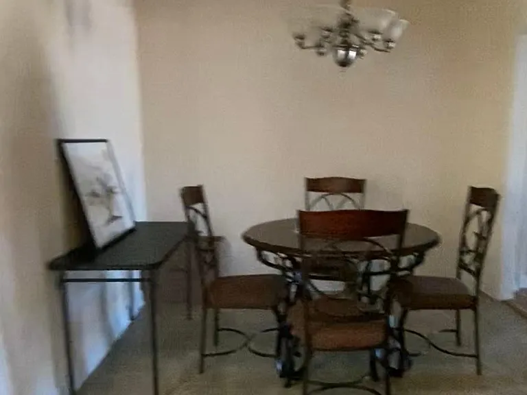 Eat in kitchen