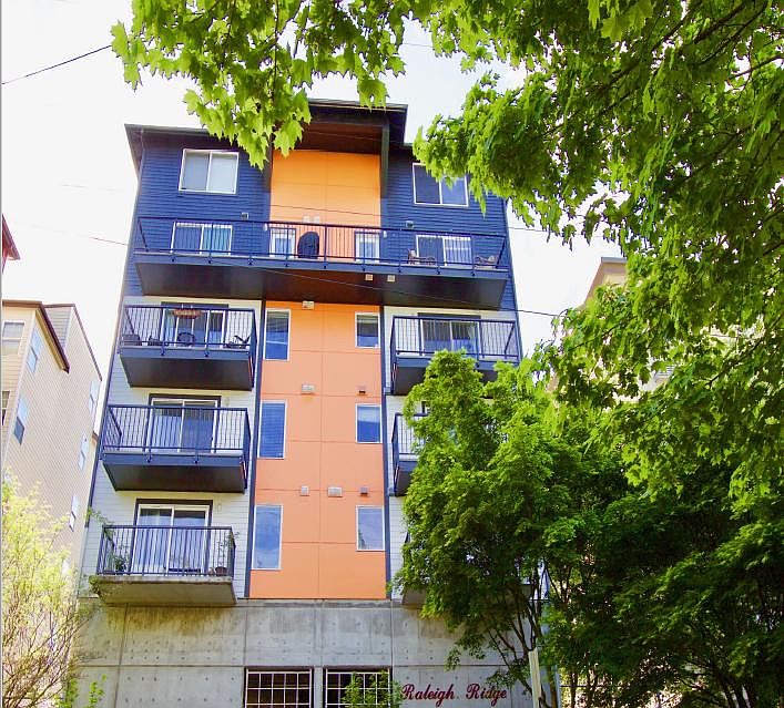 2nd image of 411 10th Ave