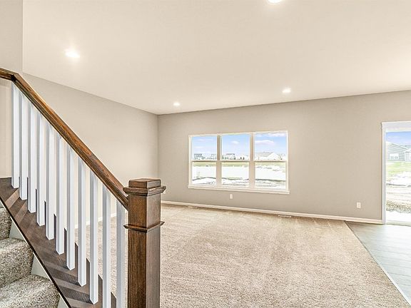4th image of 10139 Richmond Ave