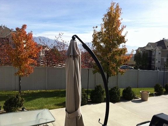 2nd image of 2112 N Boysenberry Dr