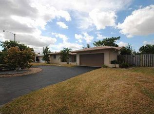 5811 NE 17th Ave, Fort Lauderdale, FL 33334