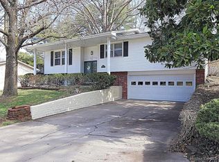 1622 Bel Air Dr, Cape Girardeau, MO 63701