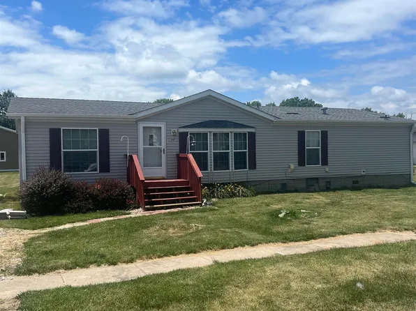 347 S Walnut St, Fremont, IA 52561