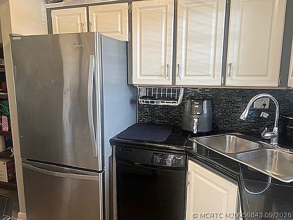 4th image of 1943 SW Palm City Rd APT 22-F