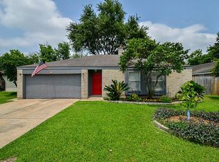 1150 Ravenscourt Dr, Sugar Land, TX 77498
