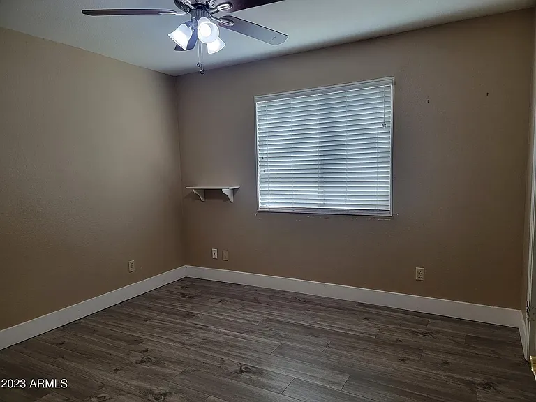 6814 S Rita Ln — Photo 12