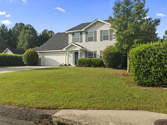 2nd image of 2084 Gardenview Dr