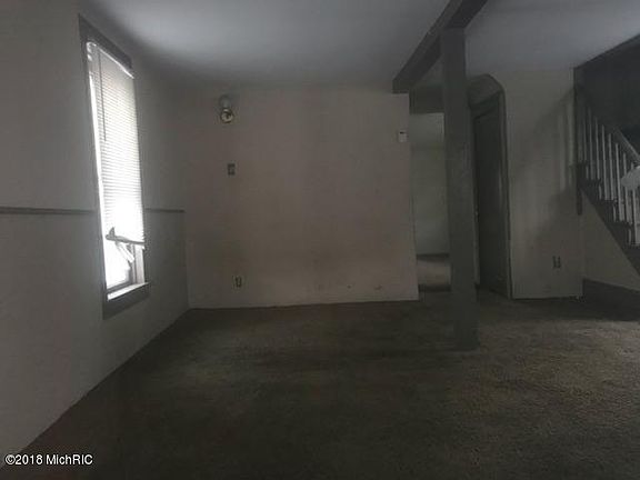 4th image of 510 E Melendy St