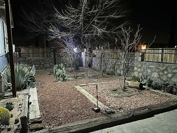 5th image of 211 Carrizo Dr