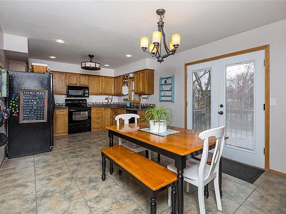 3rd image of 2717 NW Park Ln