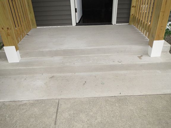 2nd image of 3043 S 49th Ave