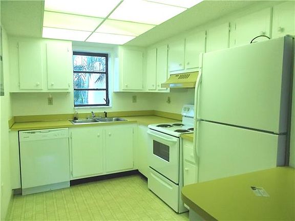 2nd image of 11000 S Ocean Dr APT 6-A