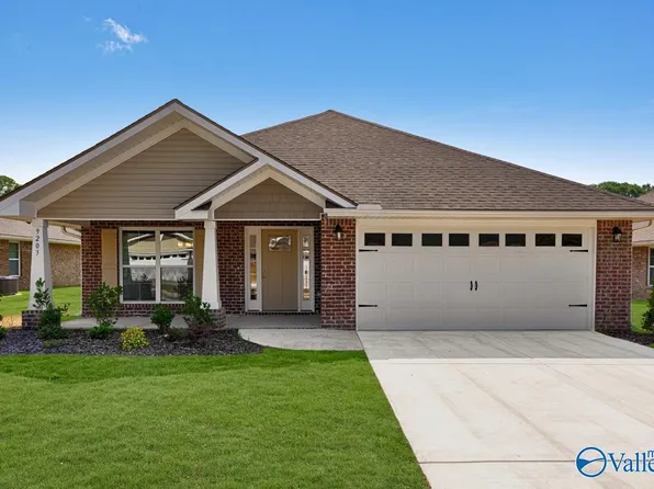 9203 Eagle Trace Dr SE, Owens Cross Roads, AL 35763