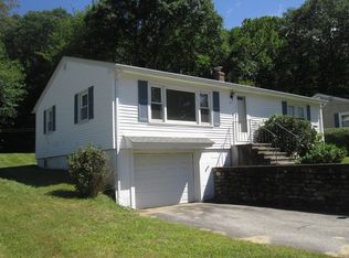 11 Ellen St, Webster, MA 01570