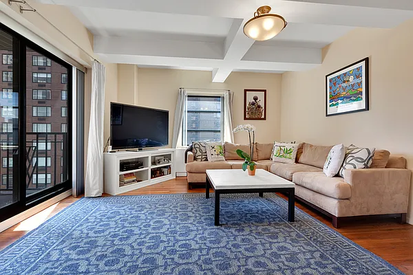 Sold by Cooper & Cooper Real Estate | media 8