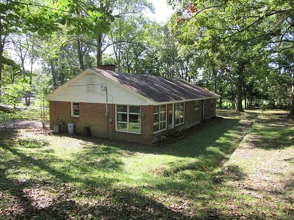 3rd image of 129 Hill Ave