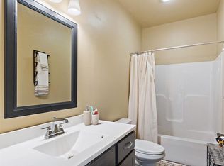 328 Clifford Way, Burns Harbor, IN 46304