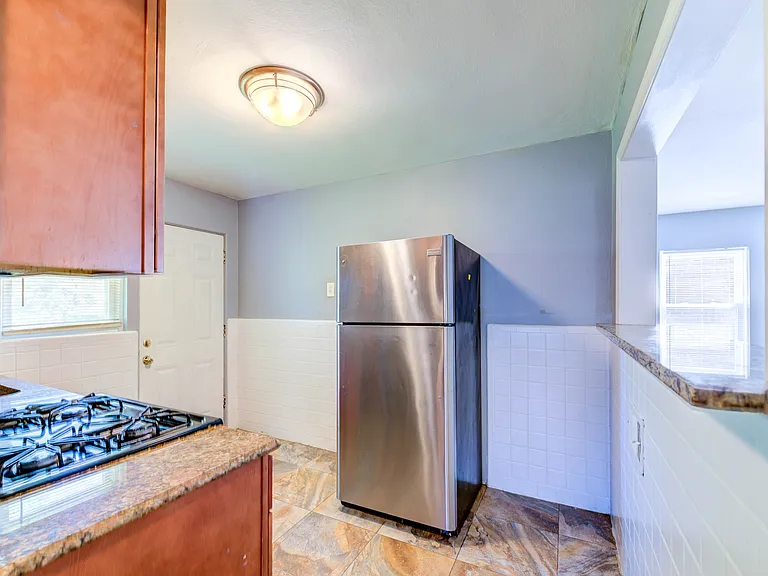 7865 Wayne Ave — Photo 7