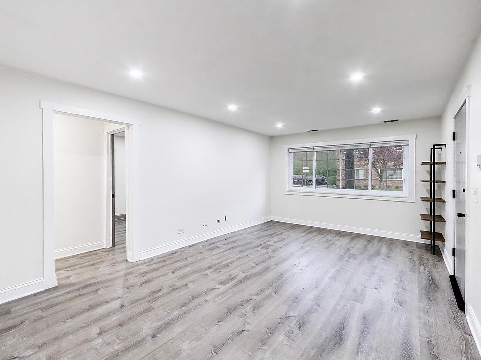 1st image of 6882 W Touhy Ave APT A