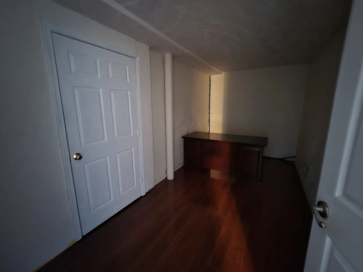 130 W King St — Photo 2