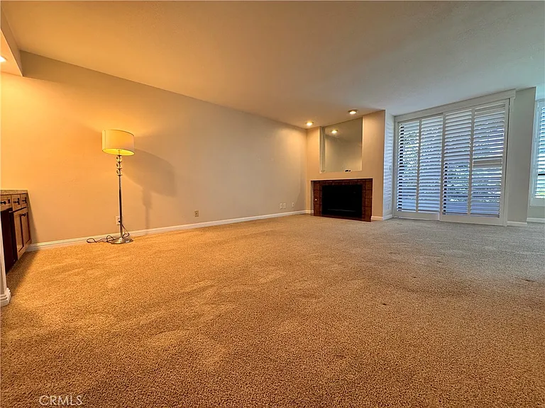 1312 S Saltair Ave #210 — Photo 2
